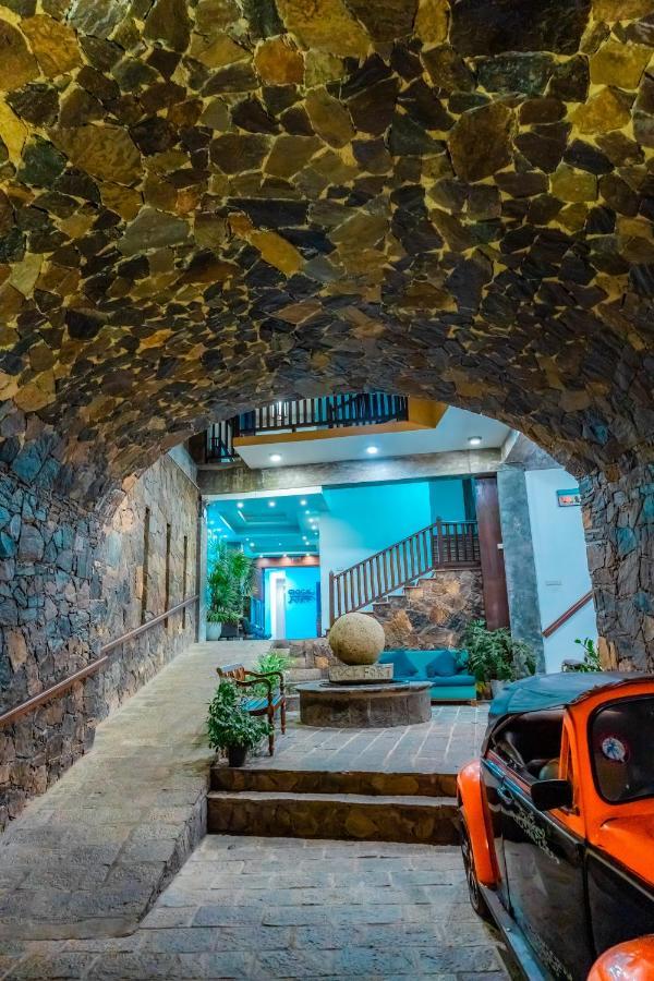 Rock Fort Beach Resort Unawatuna Bagian luar foto