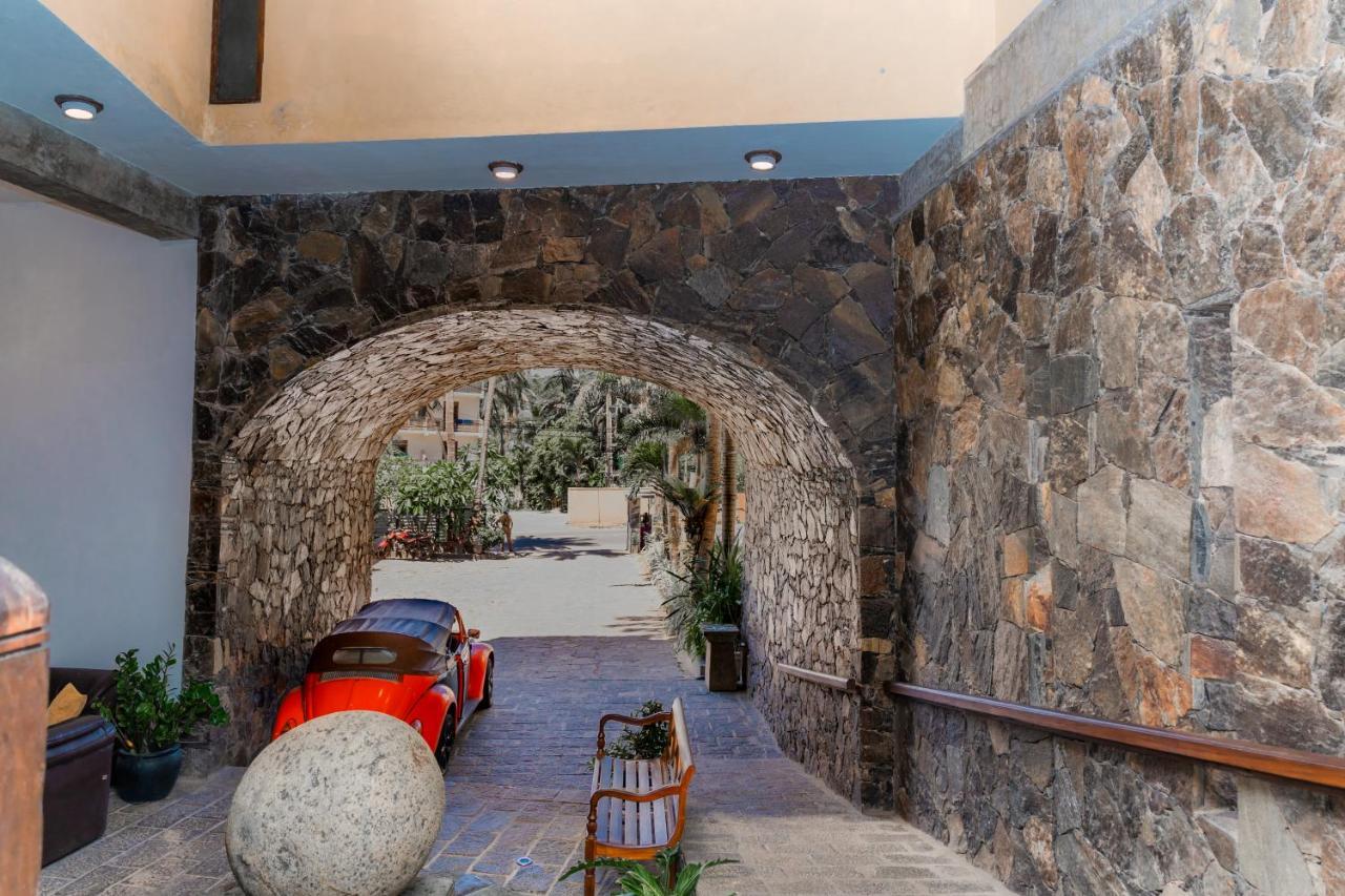 Rock Fort Beach Resort Unawatuna Bagian luar foto