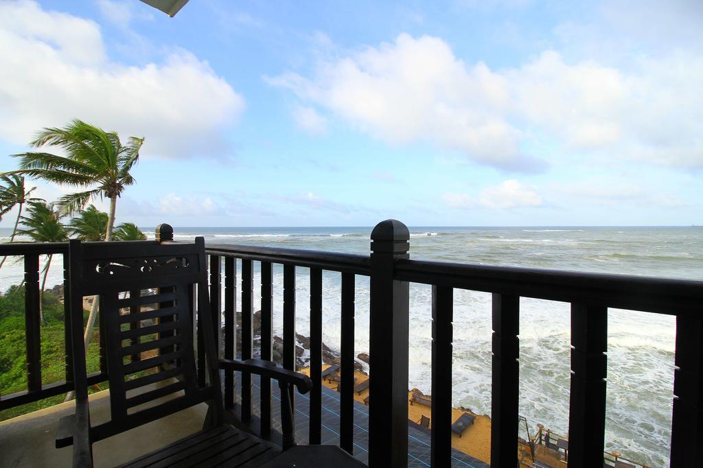 Rock Fort Beach Resort Unawatuna Bagian luar foto